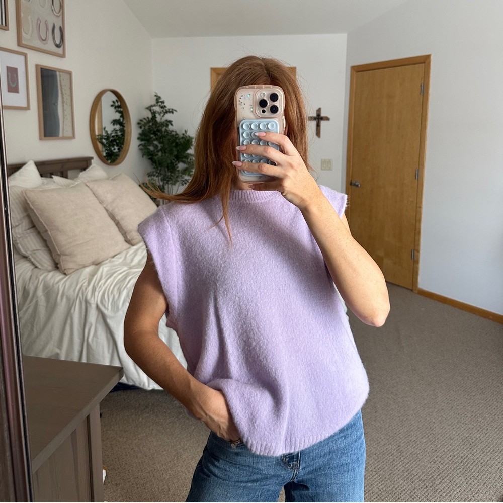 Lavender Sleeveless Knit Top (from boutique fits oversized)